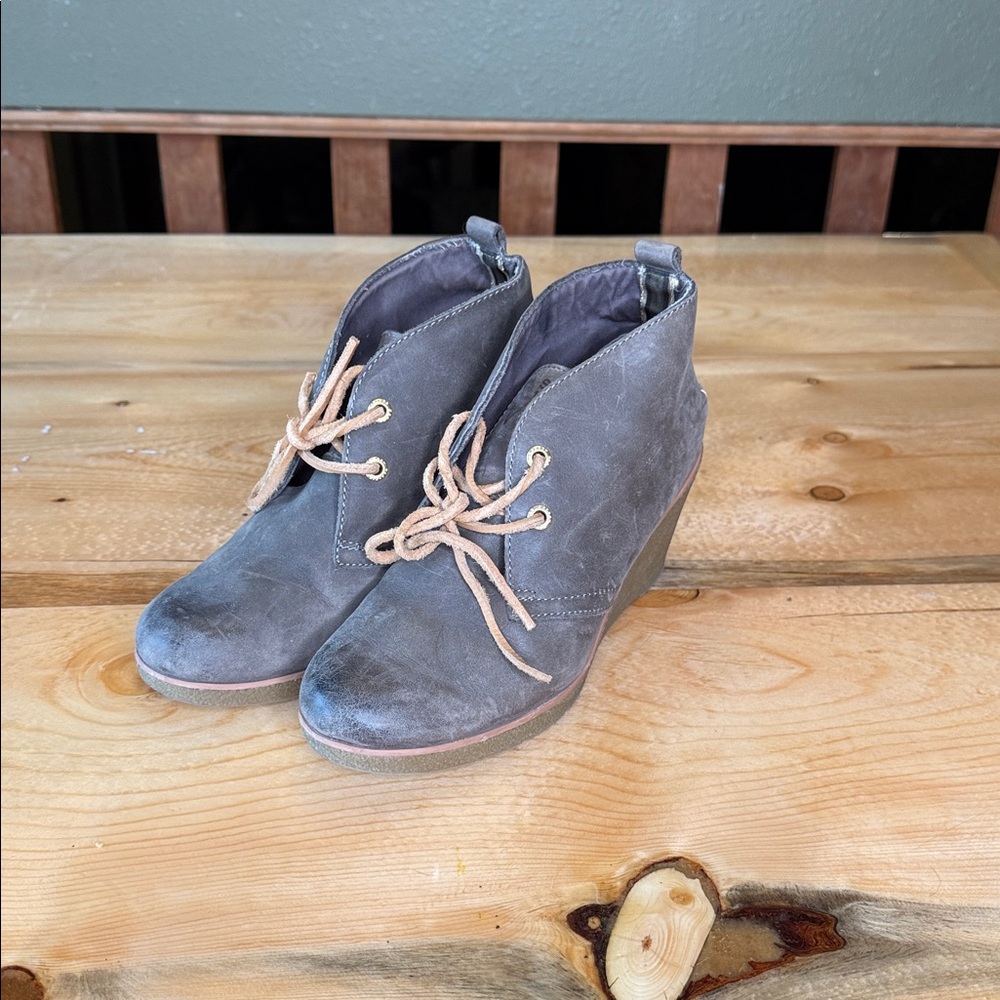 Sperry Gray Suede Ankle Boots with Tan Laces